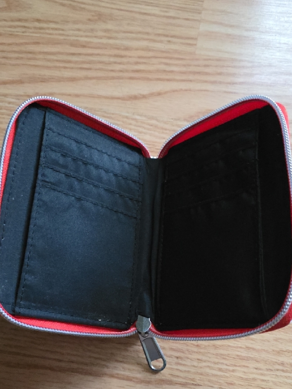 My Hero Academia Logo Zip Wallet - Picture 3 of 3